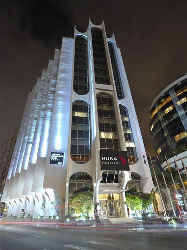 Hotel Husa Plaza 5*